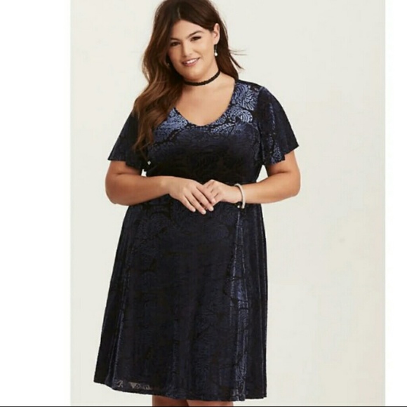 torrid Dresses & Skirts - Blue velvet Torrid skater dress with swirl design.